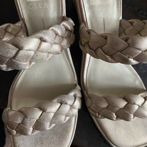 Dolce vita size 7 sandals gold worn 2 x